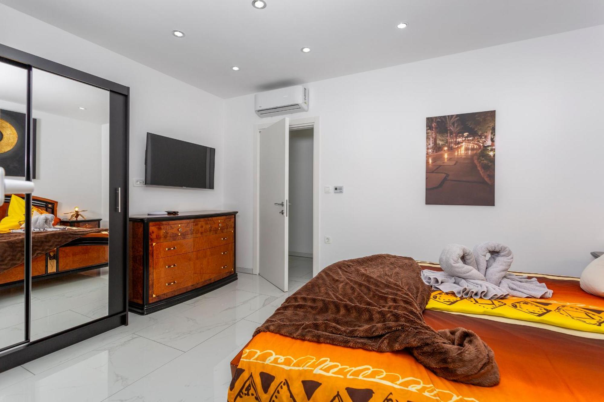 Vila White Pearl Diamond, Mit Meerblick & Pool
